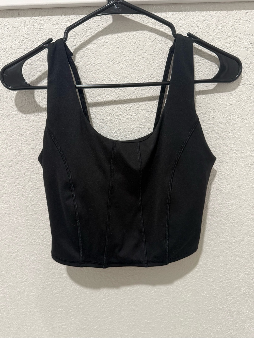 Sincerely Jules Black Scoop-Neck Crop Tank with Contoured Seams